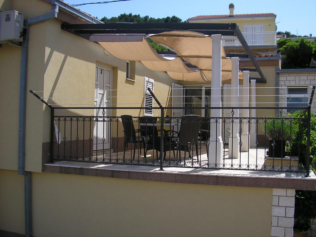 Apartments Viki Trogir Exteriör bild