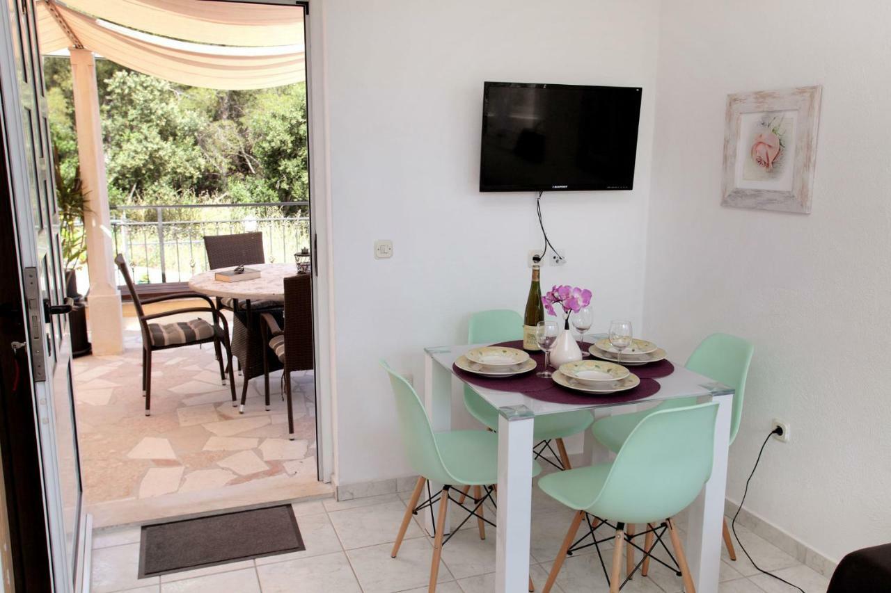 Apartments Viki Trogir Exteriör bild
